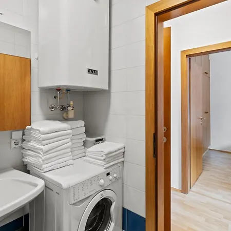 Farawayhomes #1 아파트 *