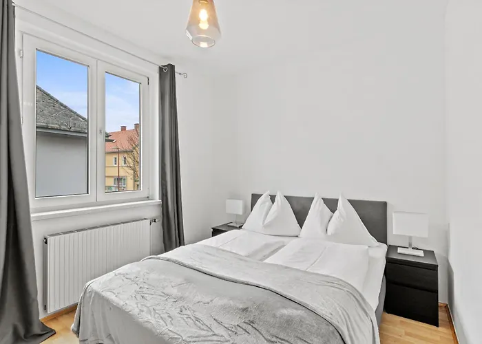 Apartment Farawayhomes #1 *